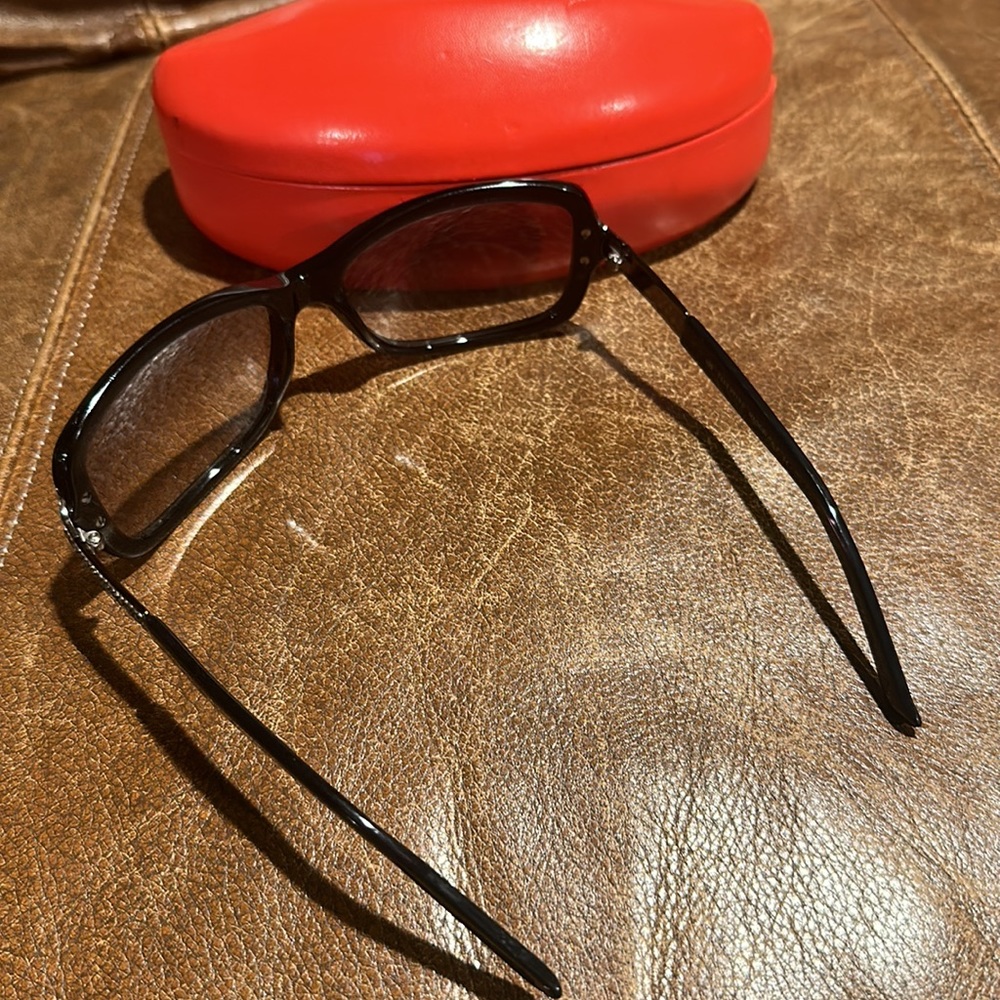 Authentic Vintage Valentino Sunglasses - Picture 3 of 6